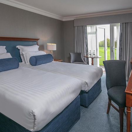 Windmill Village Hotel, Golf Club & Spa, BW Signature Collection Ковънтри Екстериор снимка