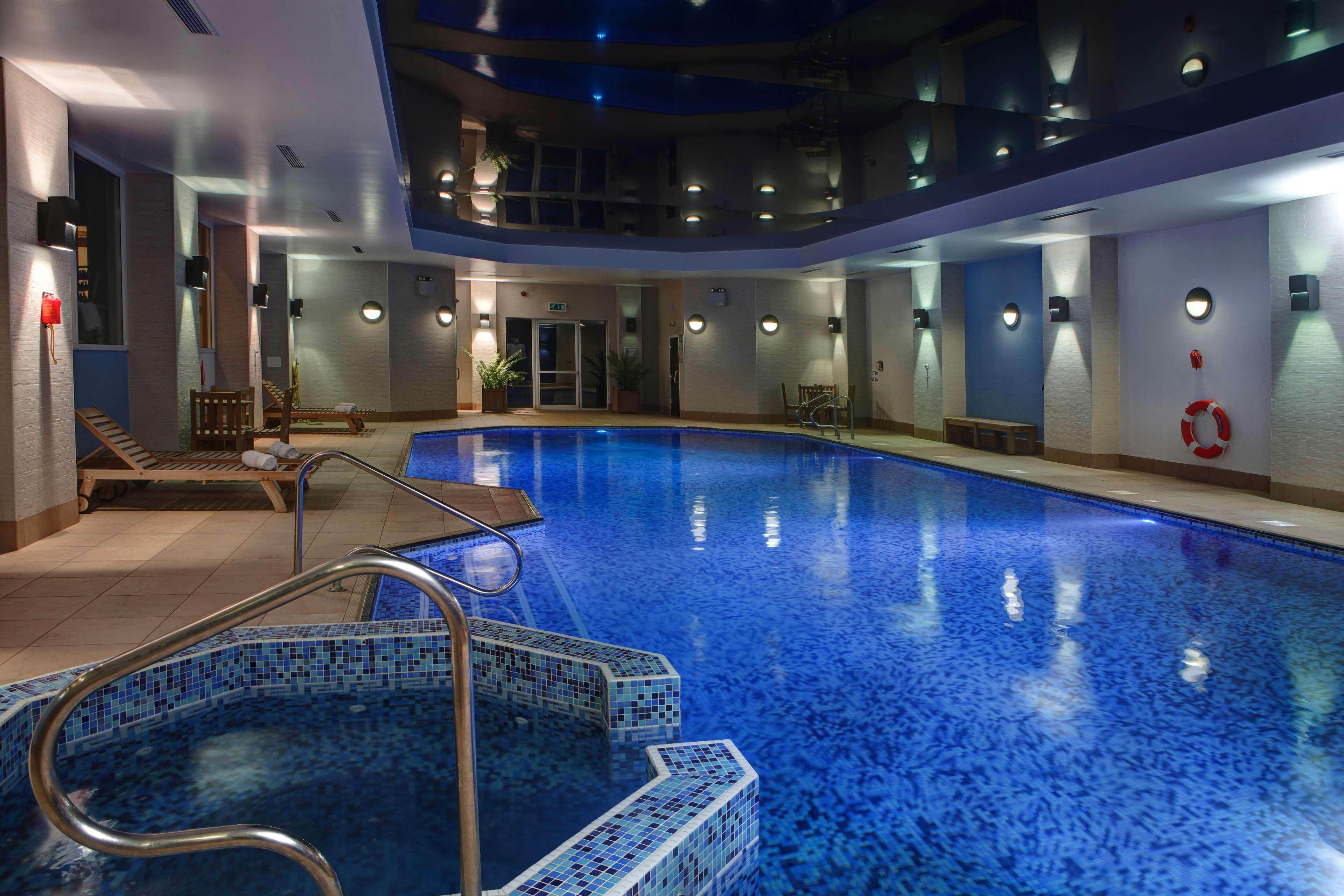 Windmill Village Hotel, Golf Club & Spa, BW Signature Collection Ковънтри Екстериор снимка