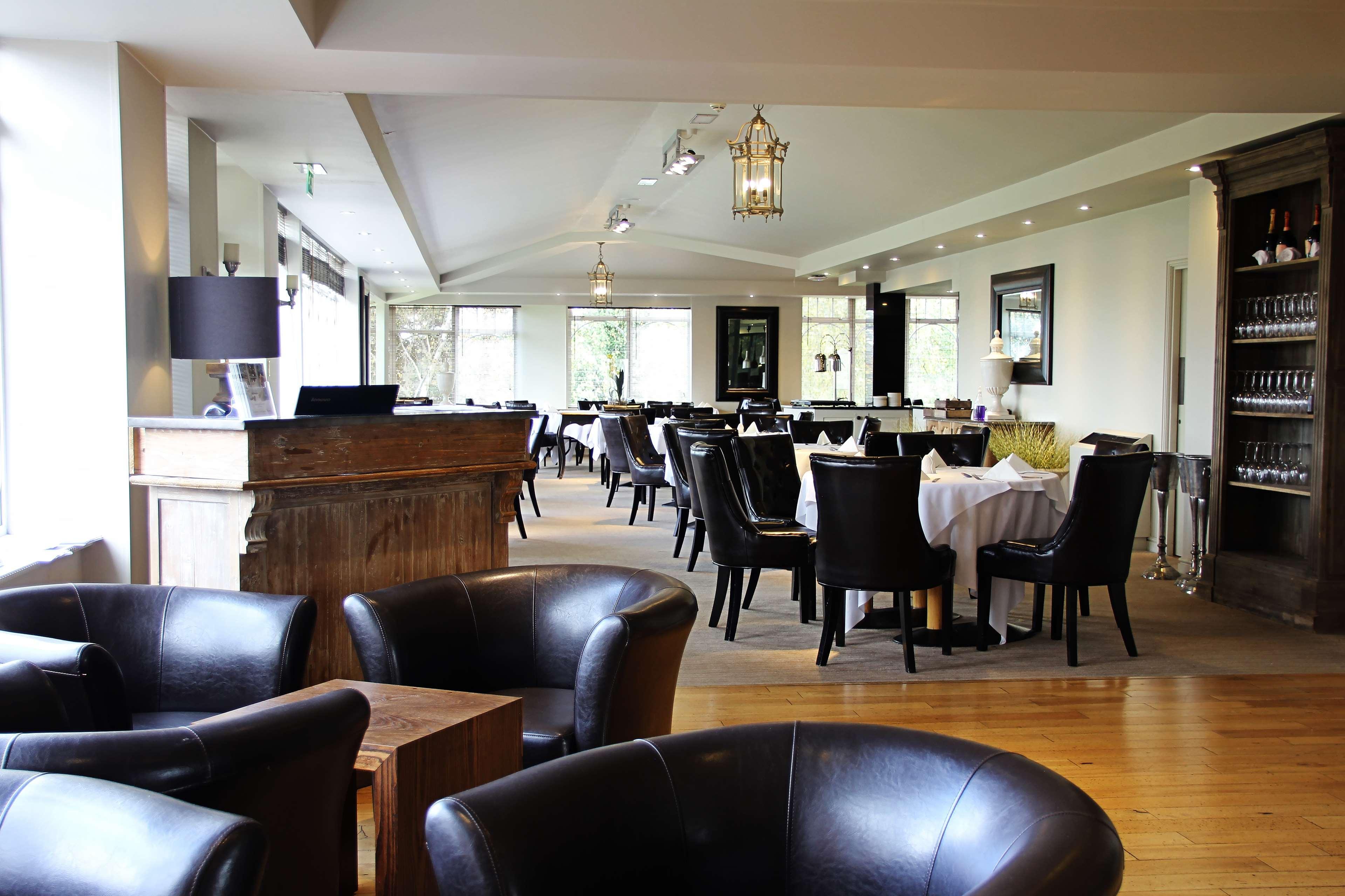 Windmill Village Hotel, Golf Club & Spa, BW Signature Collection Ковънтри Екстериор снимка