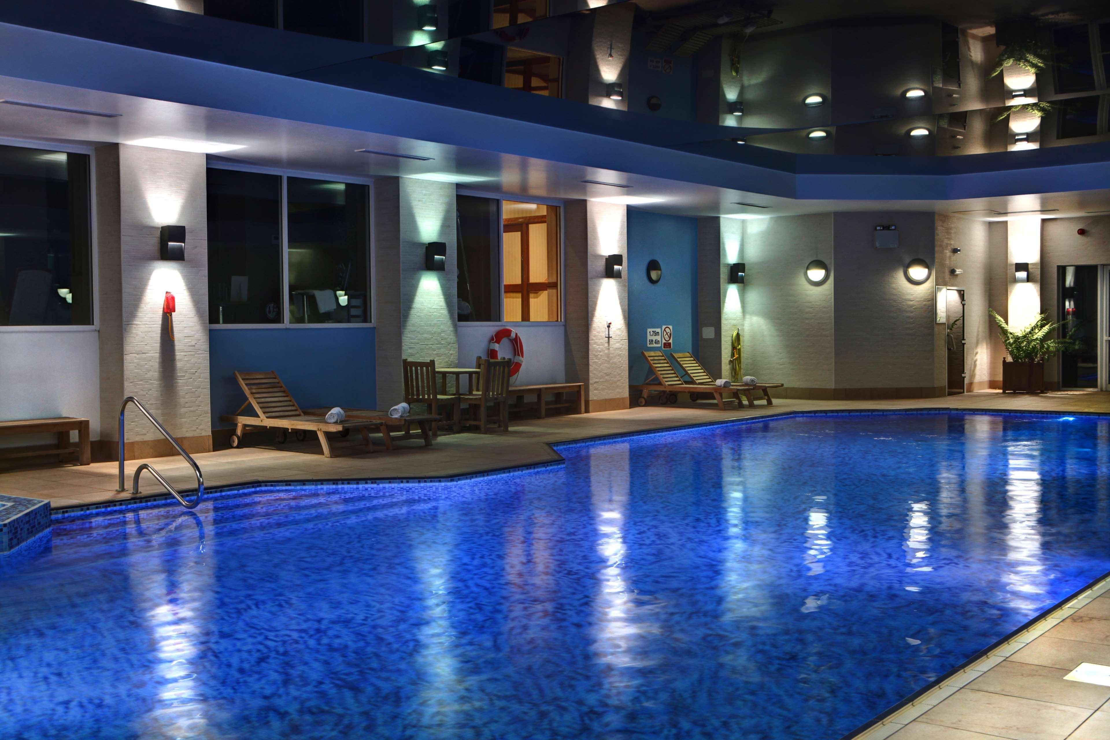 Windmill Village Hotel, Golf Club & Spa, BW Signature Collection Ковънтри Екстериор снимка